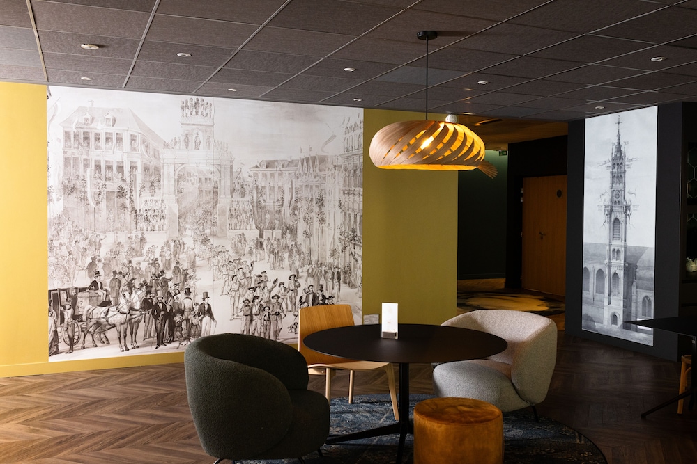 Mercure Valenciennes Centre 43/75