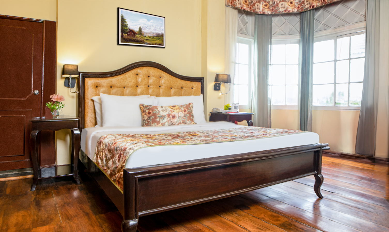 Heritage, Premium, City View