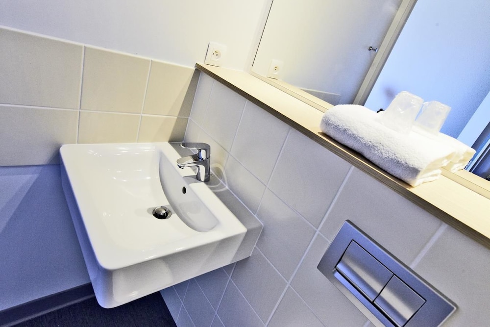 B&B HOTEL Laval Ouest 18/32