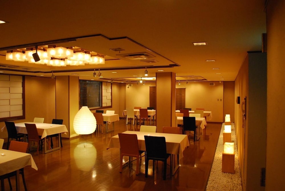 ONSENYADO TSUKAGOSHIYA SHICHIBEE 16/18