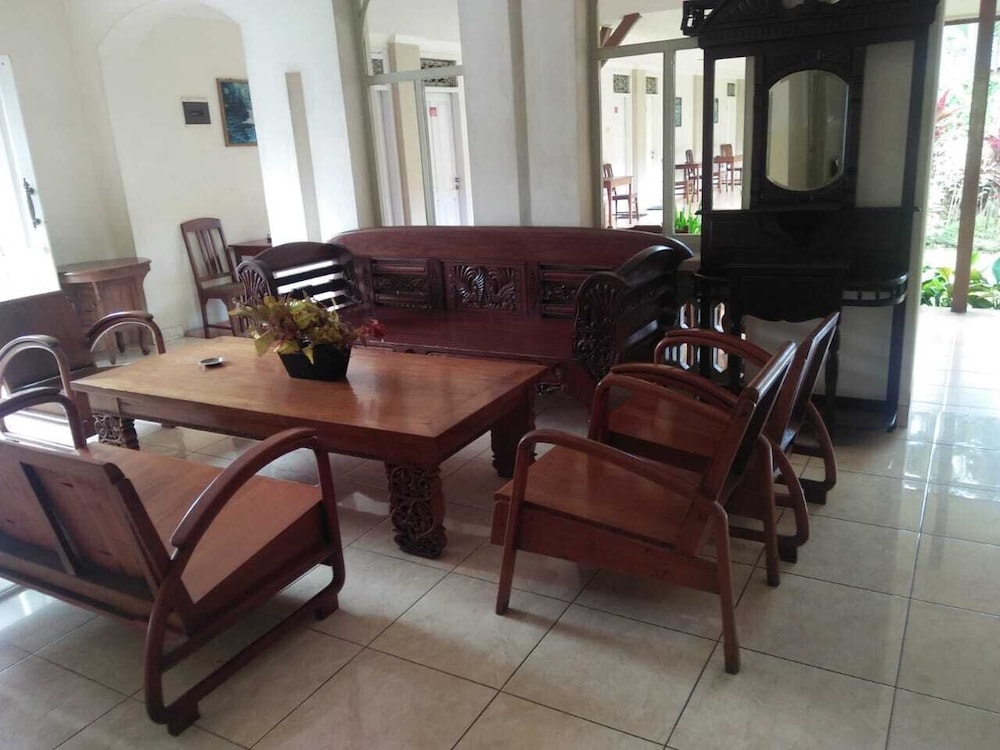 Hotel Besar Purwokerto 34/50