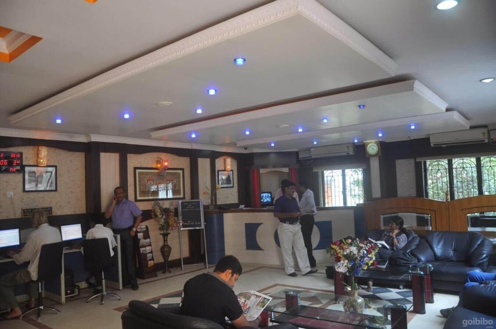 HOTEL SAMBIT ROYALE 16/21