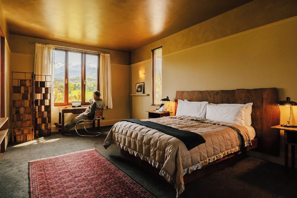Lodge, Suite, King Bed