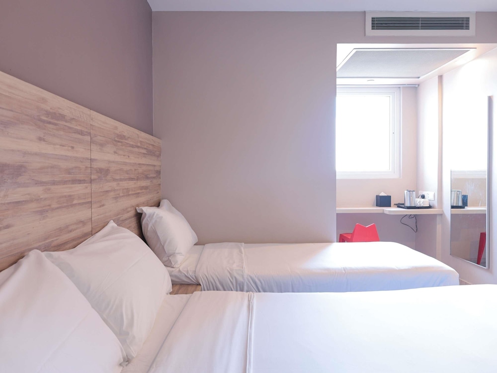 ibis budget Singapore Crystal 29/62
