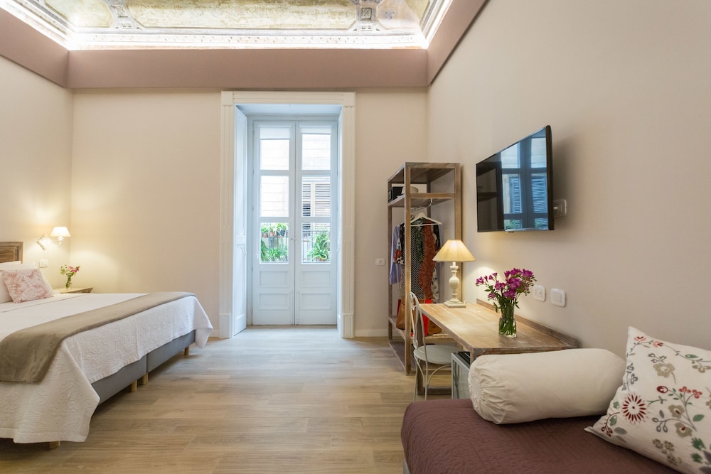 Bellaroto Suite 21/58