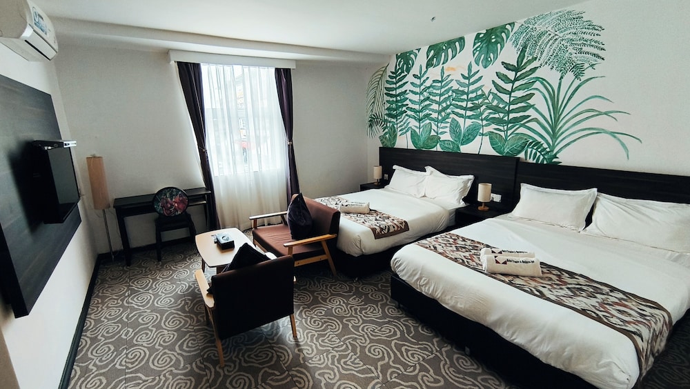 ROOM, 2 QUEEN BEDS