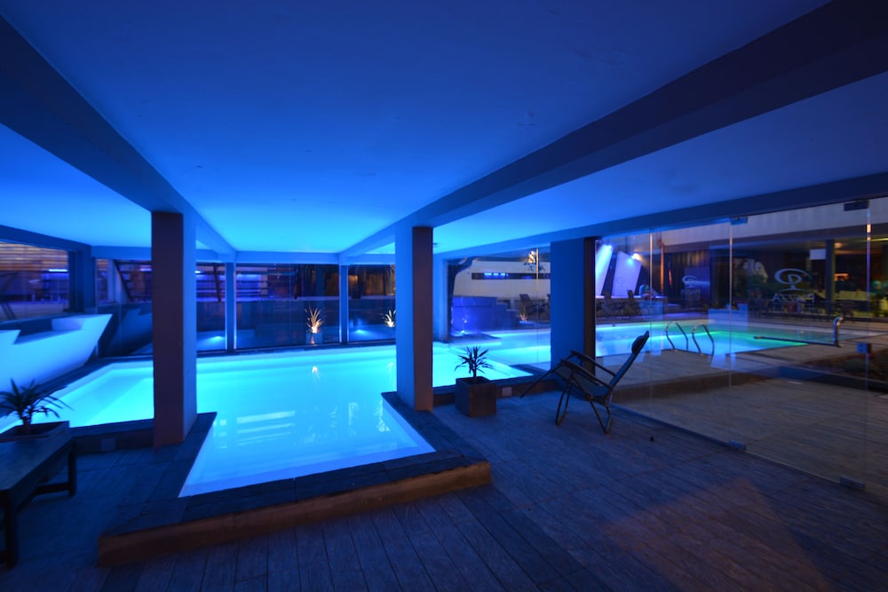 Piazza Hotel 15/22