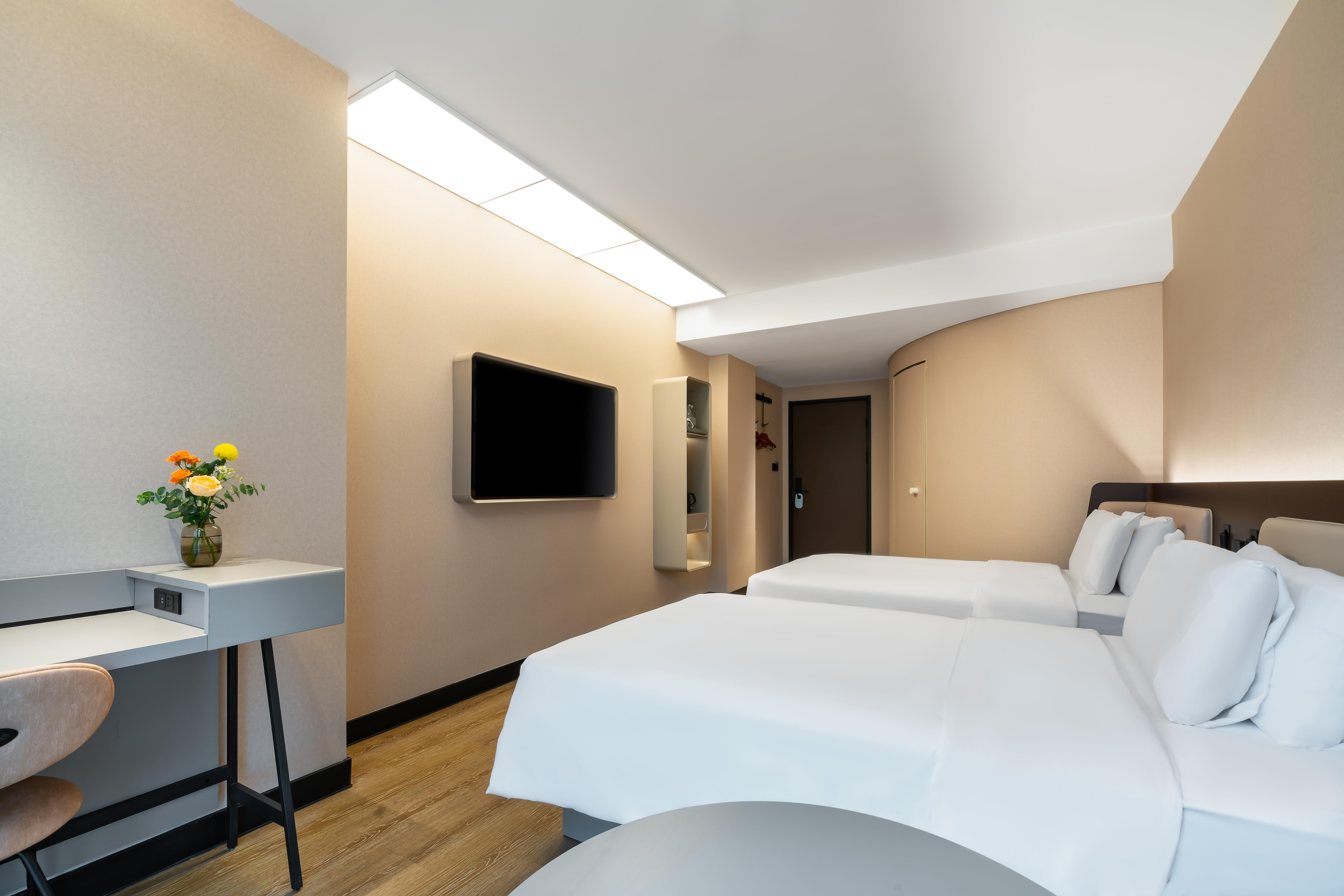 Hanting Hotel (Zhuhai Gongbei Port Qinglv South Road) 12/25