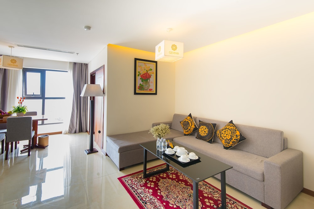 Gemma Hotel 45/63