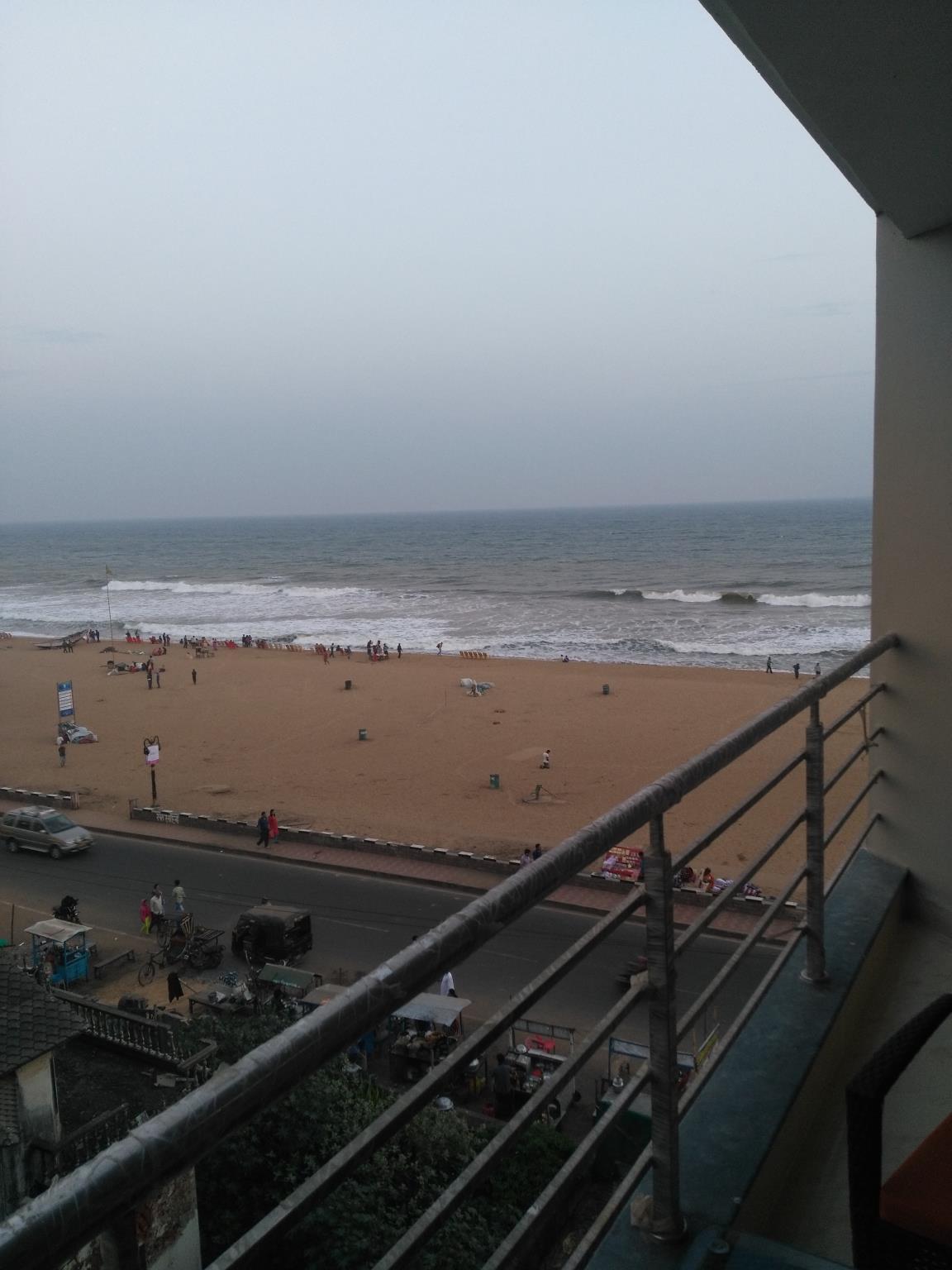 Hotel Golden Tree 22/23