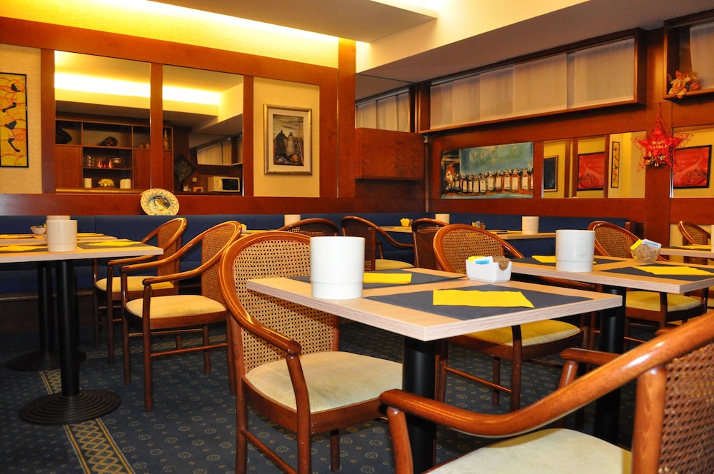 IGEA HOTEL 36/50