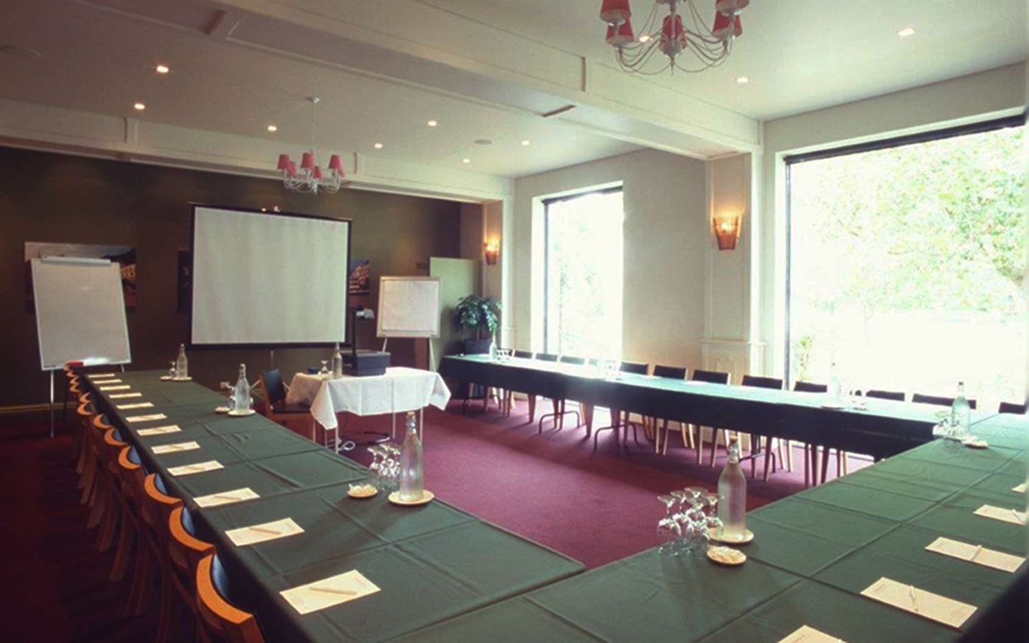 Best Western the Tudor Box Hill 12/12
