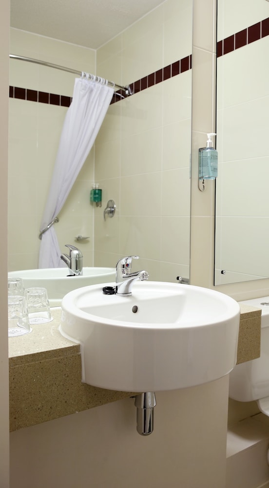 Leonardo Hotel Sheffield 16/40