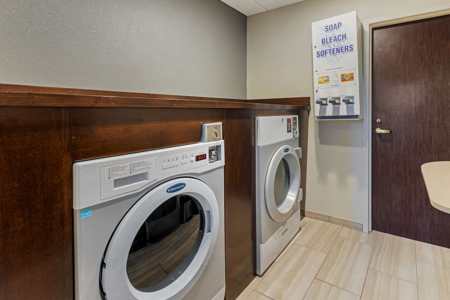 Best Western Plus Nashville Airport Hotel 12/12