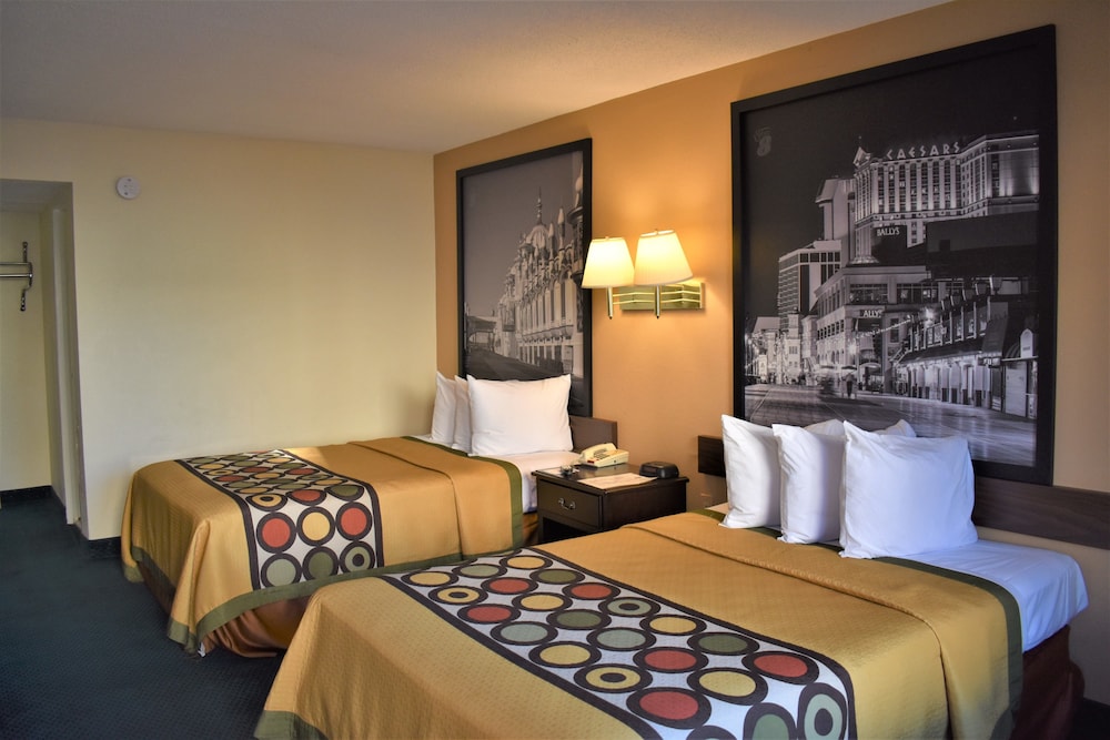 Super 8 by Wyndham Atlantic City NJ 8/21