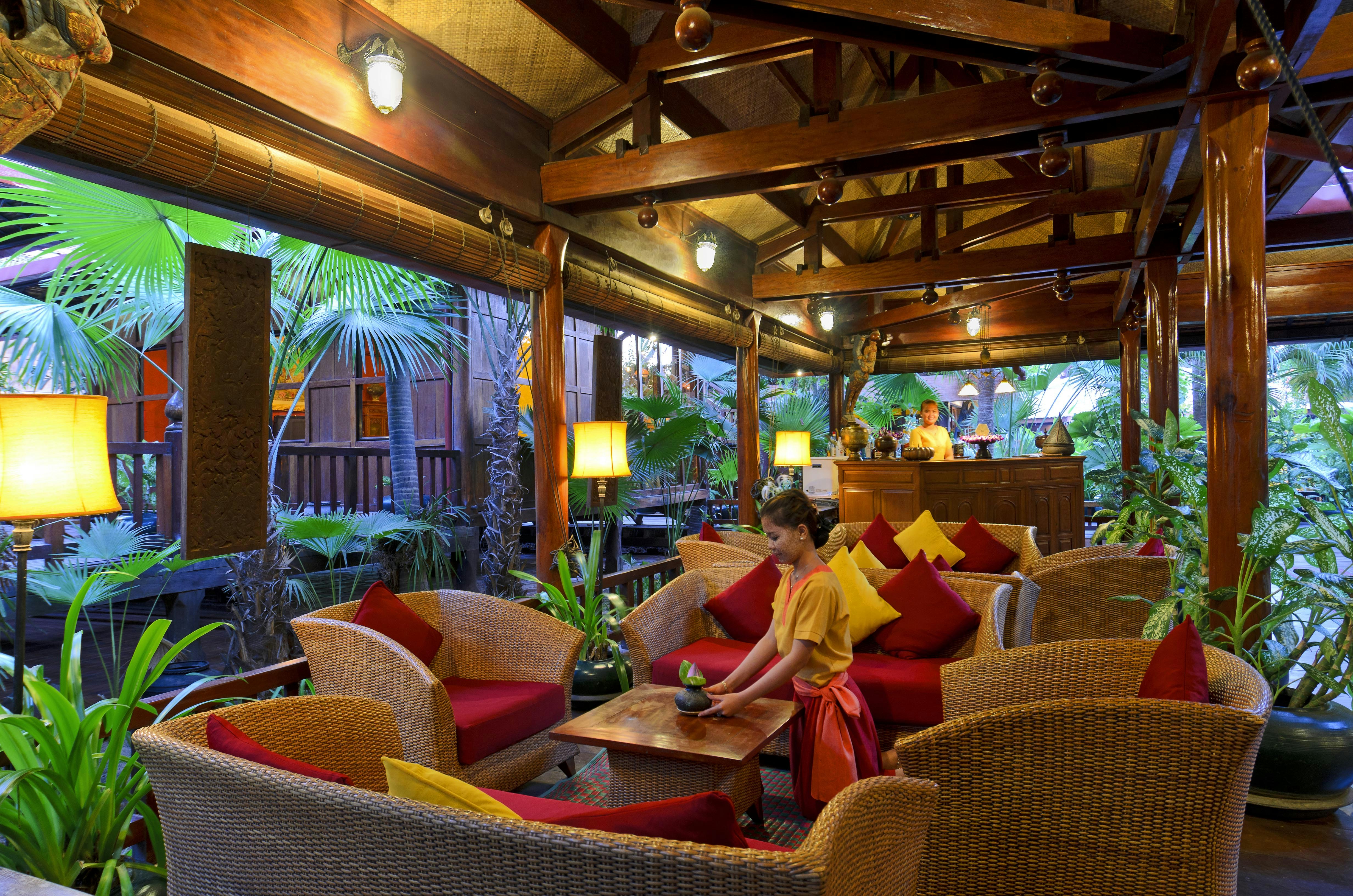 Angkor Village Hotel 10/50