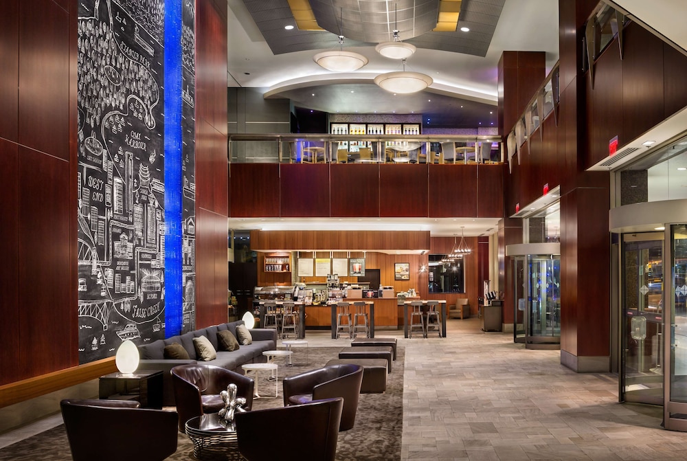 HYATT REGENCY VANCOUVER 51/72