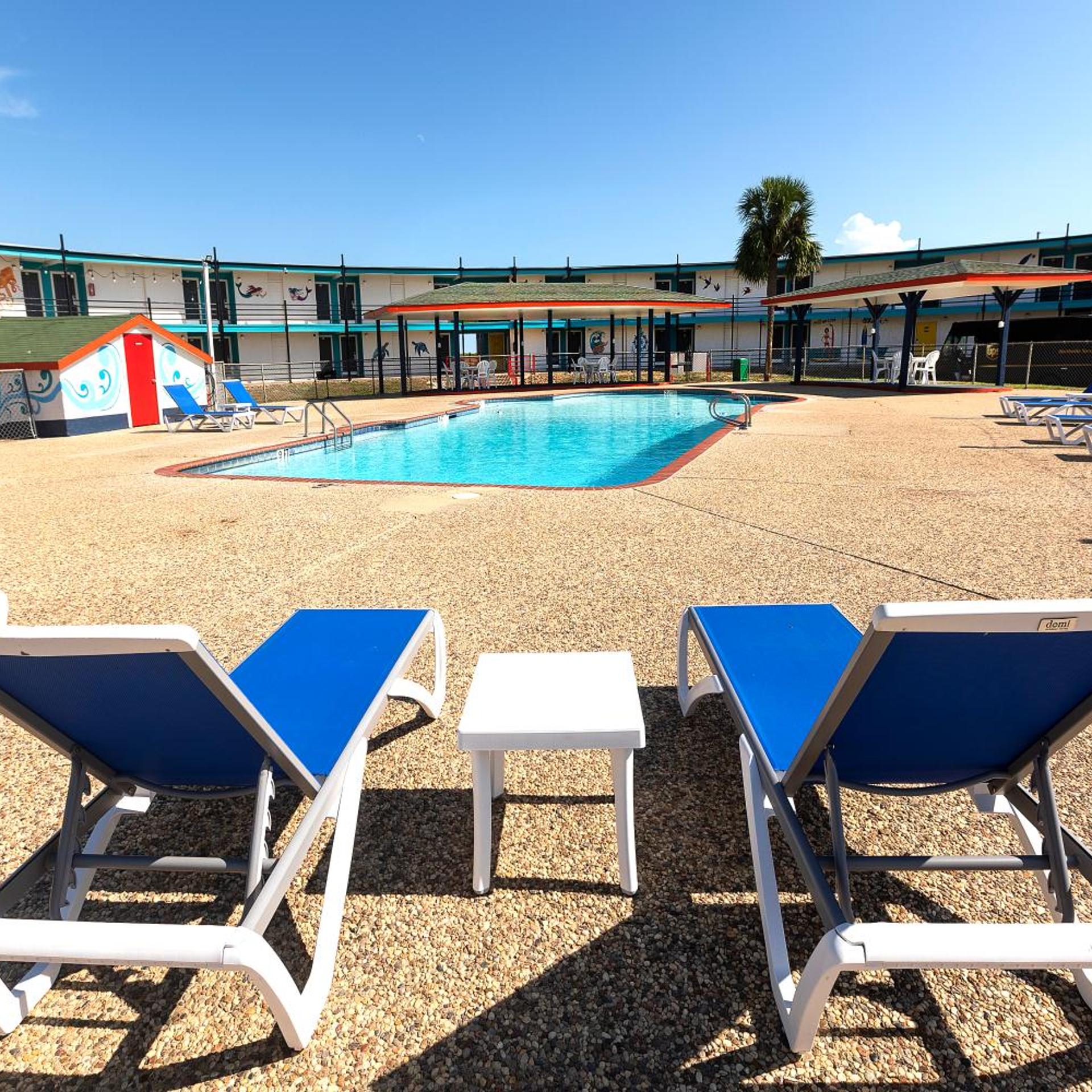 Crystal Palace Resort 42/48