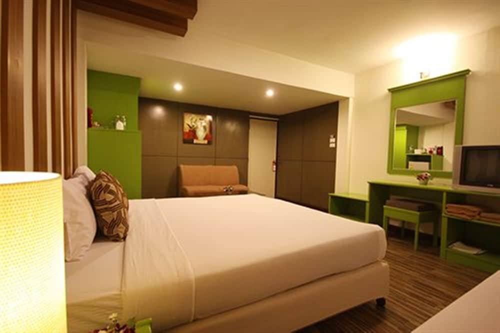 Wind Mill Resort 30/72