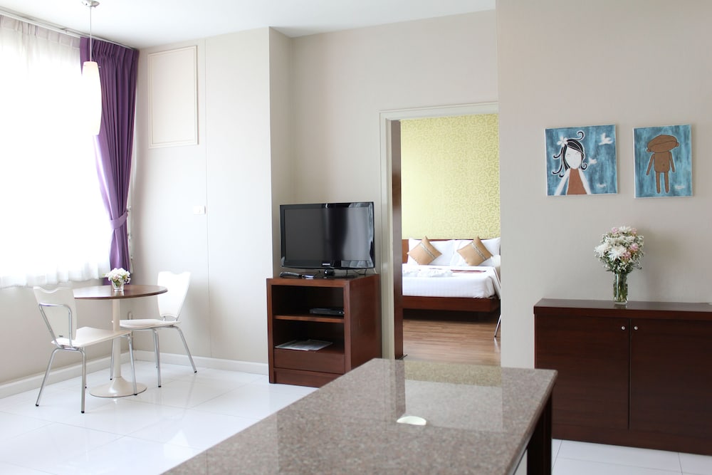 Baiyoke Ciao Hotel 55/58