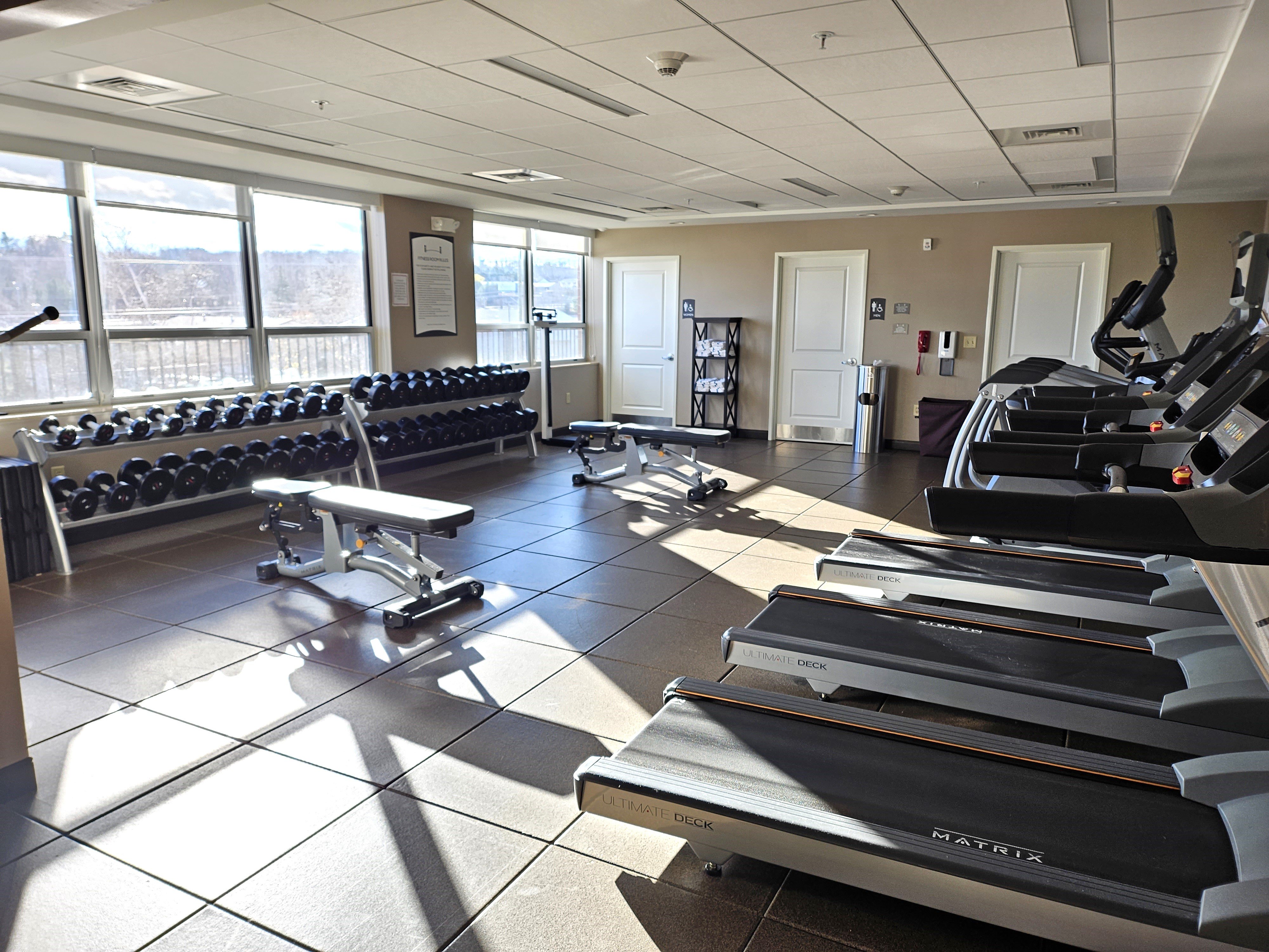 STAYBRIDGE SUITES MARQUETTE 37/82