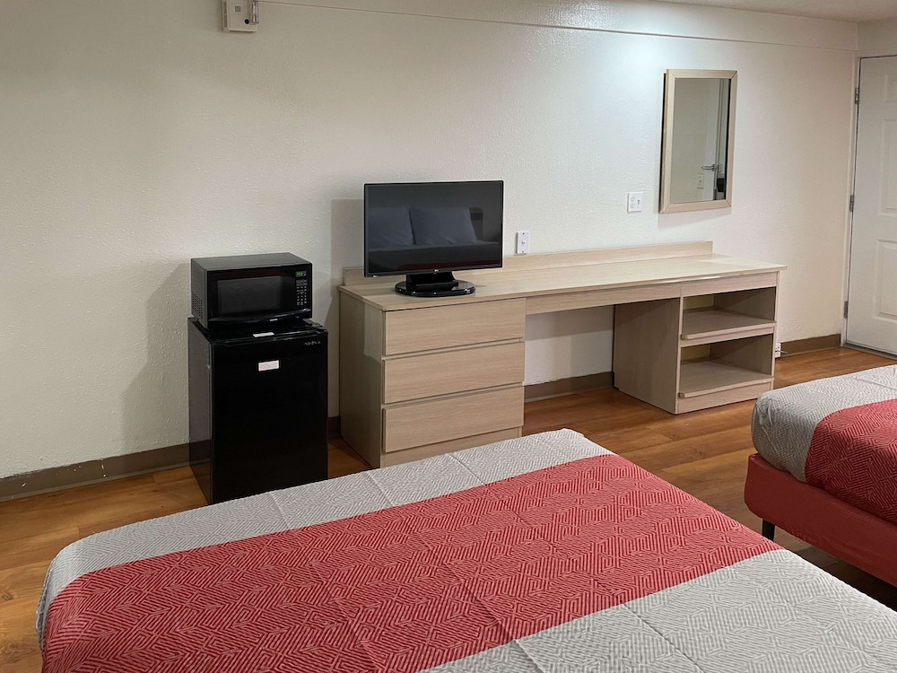 Motel6 Hagerstown, MD 18/36