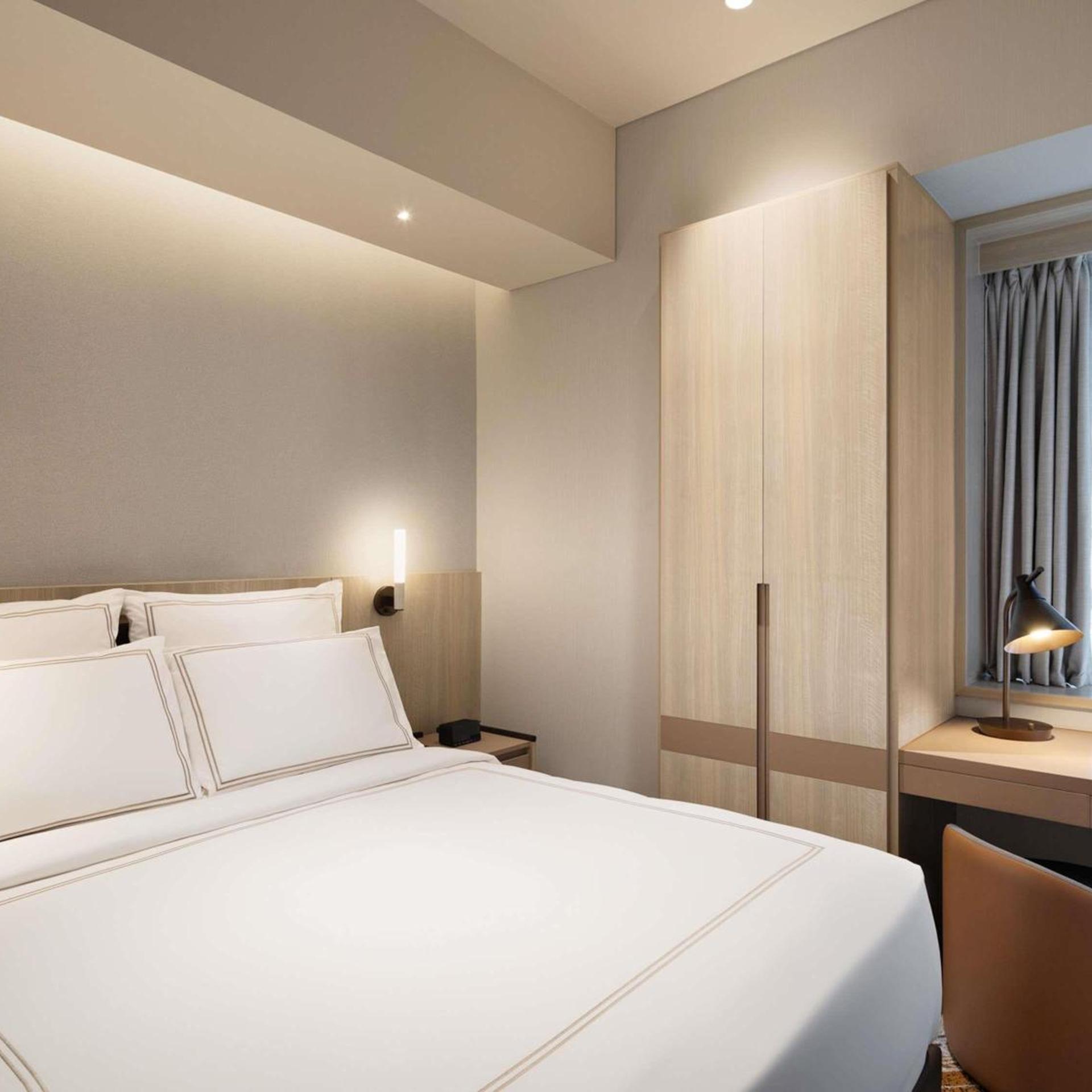 3 Bedrooms, Swiss Advantage, Apartment, King Bed، Swissotel Living Jakarta Mega Kuningan 2/7