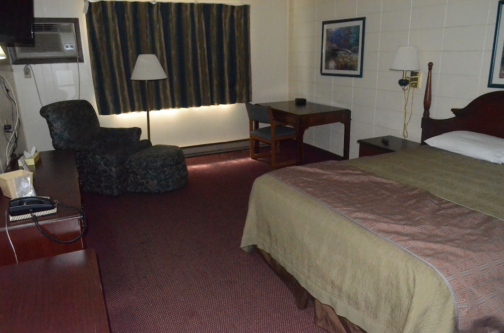 Grand Inn Fargo 18/32