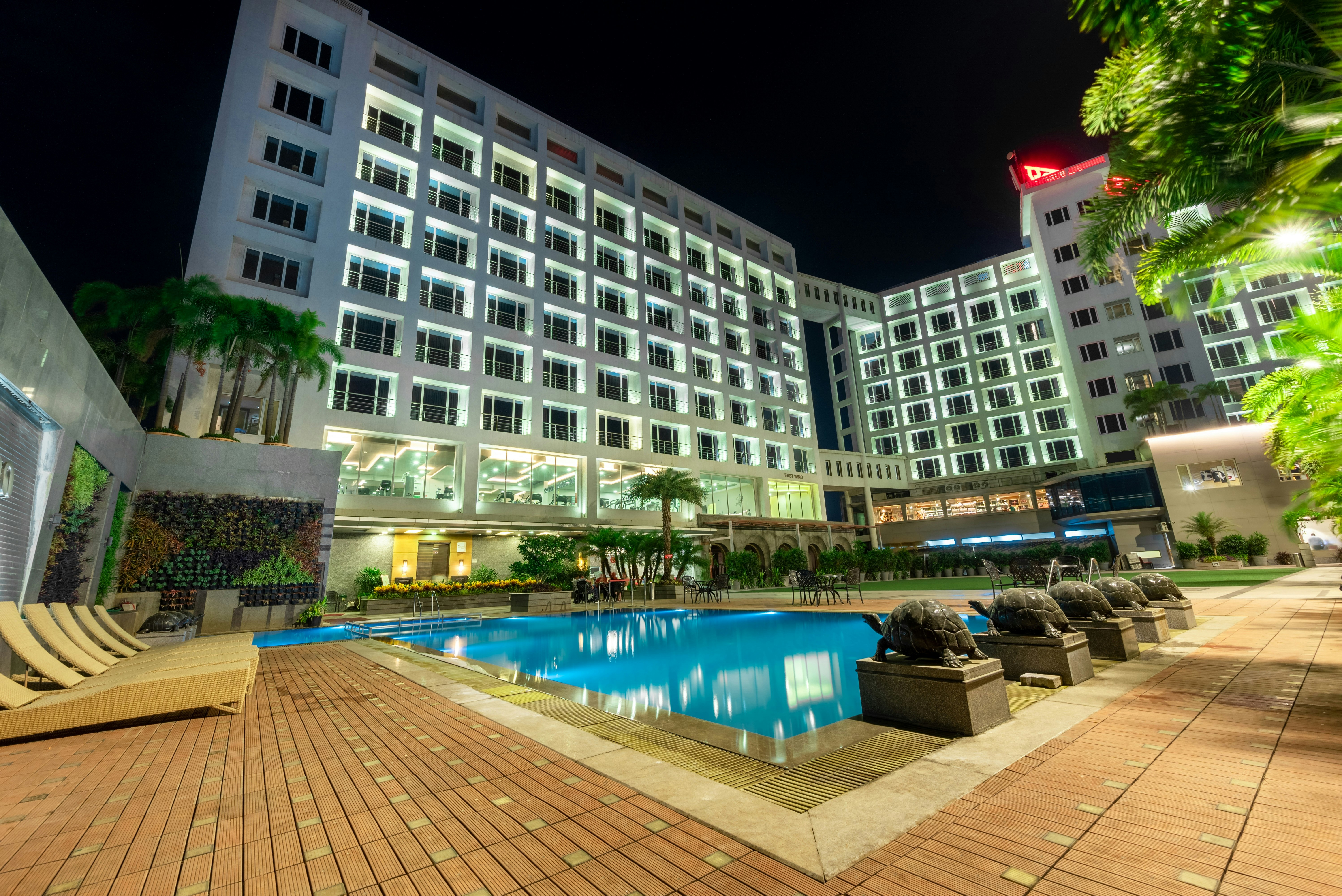 EXPRESS INN NASHIK 4/31