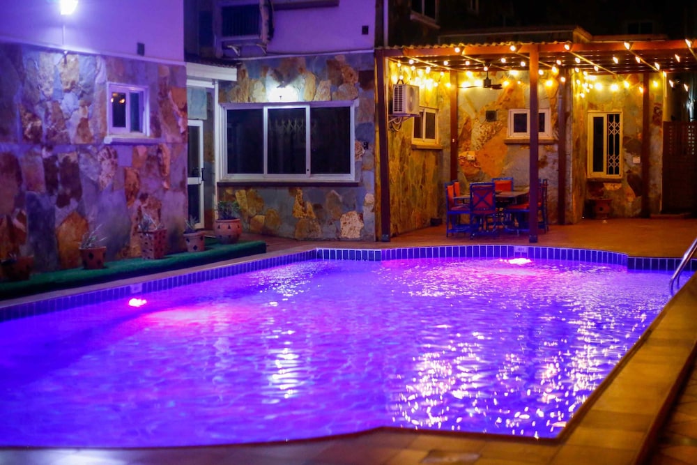 Midindi Hotel 34/61