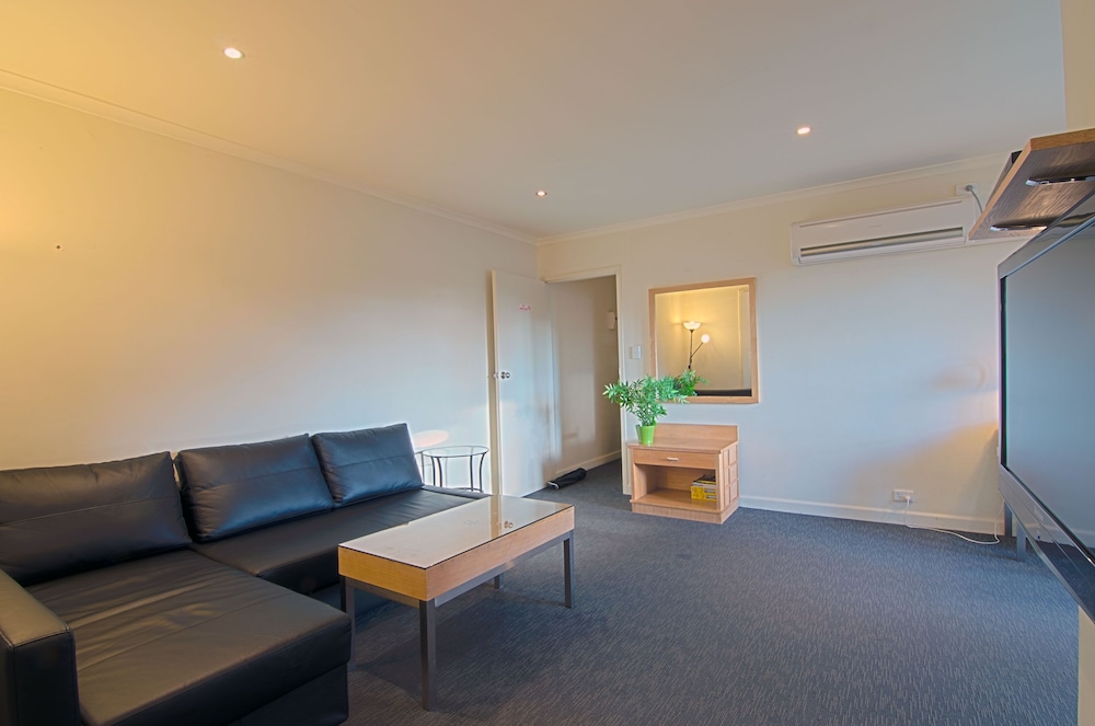 Park Squire Motor Inn And Serviced Apartments 35/49