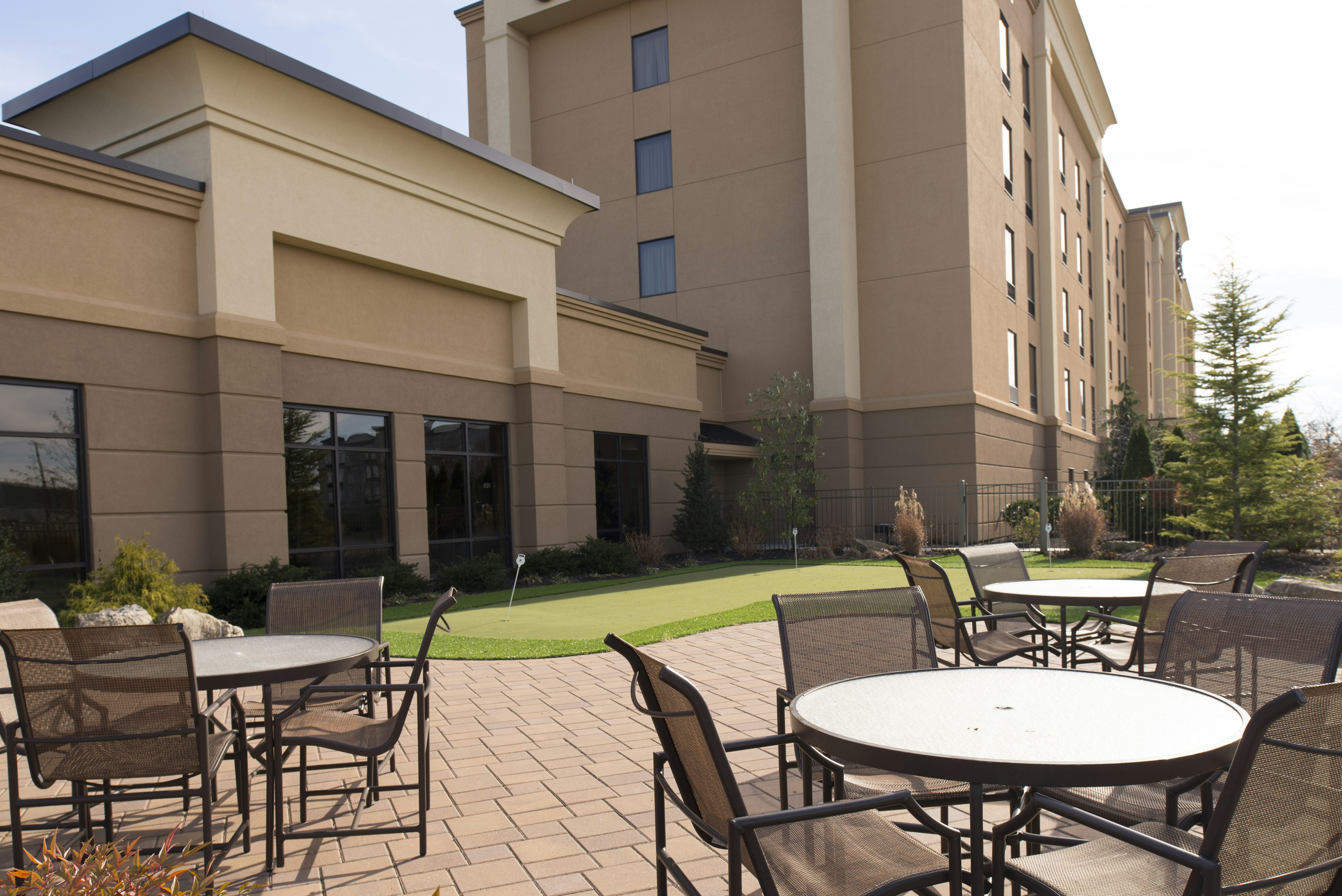 Hampton Inn And Suites Vineland 32/39