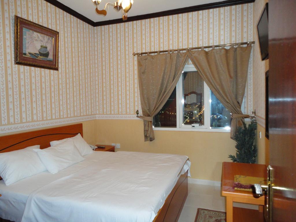 Al Jazeerah Hotel 13/32