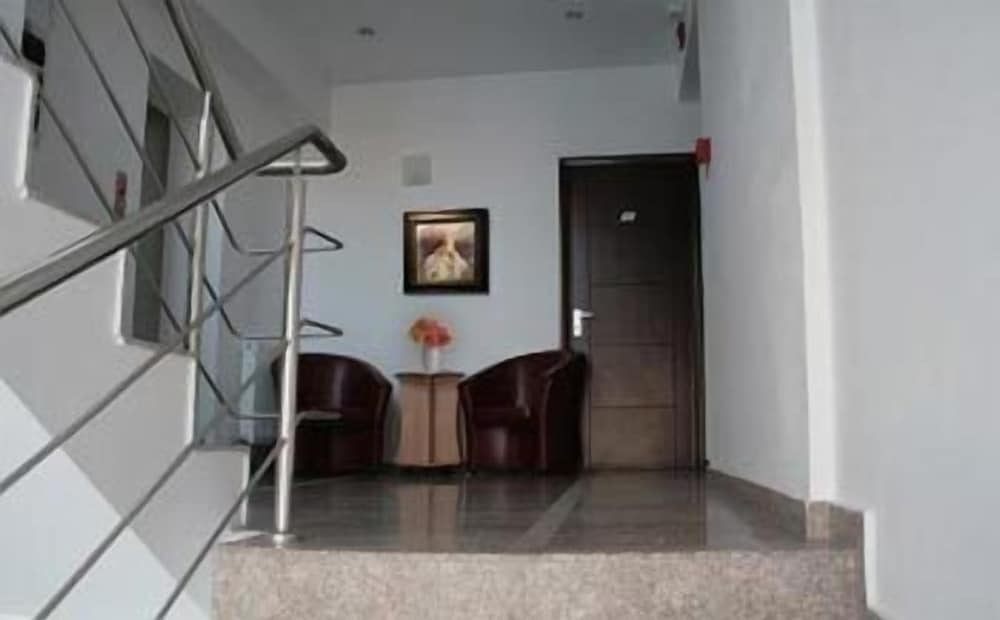 Plus Hotel 14/45
