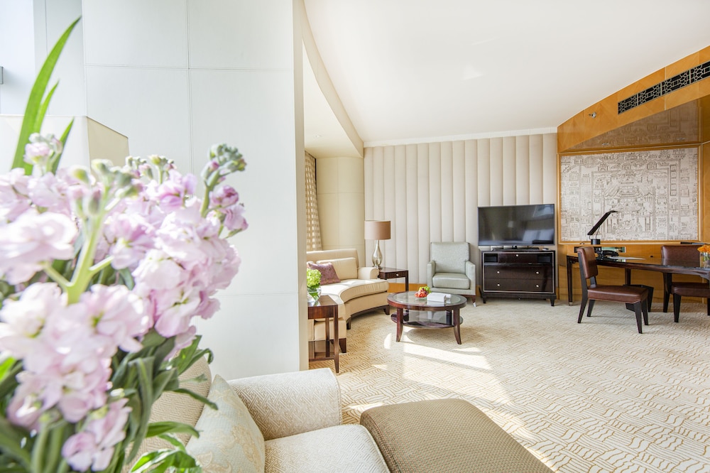 Ritz Carlton Financial Street 29/42