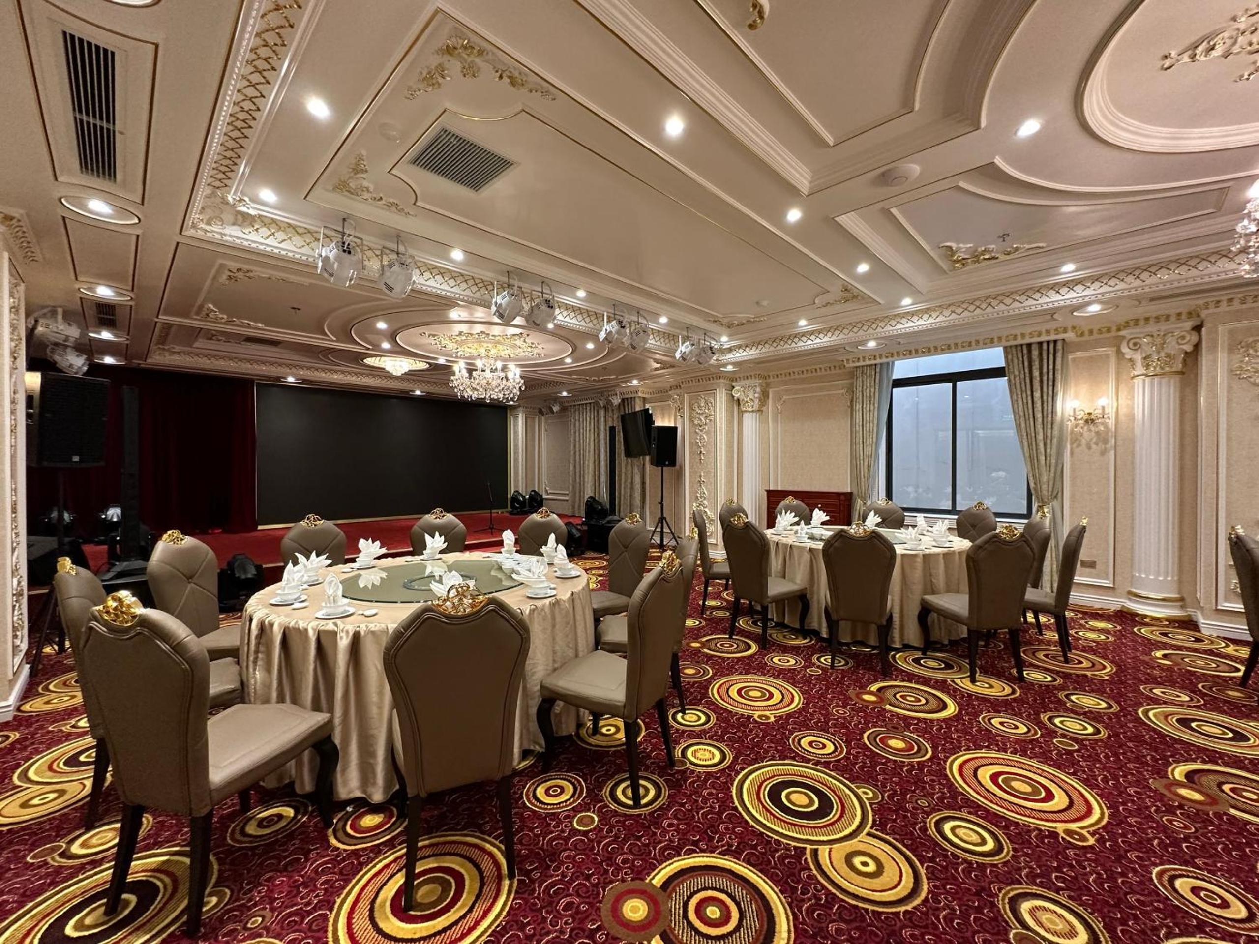 Kinh Bac Palace Hotel 28/29