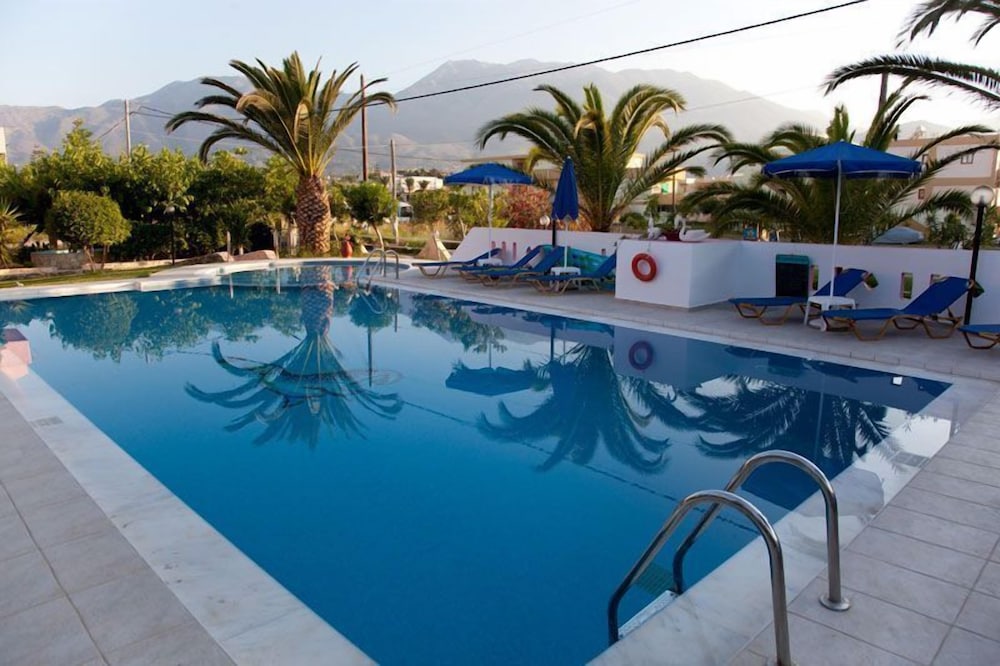Anatoli Beach 24/50