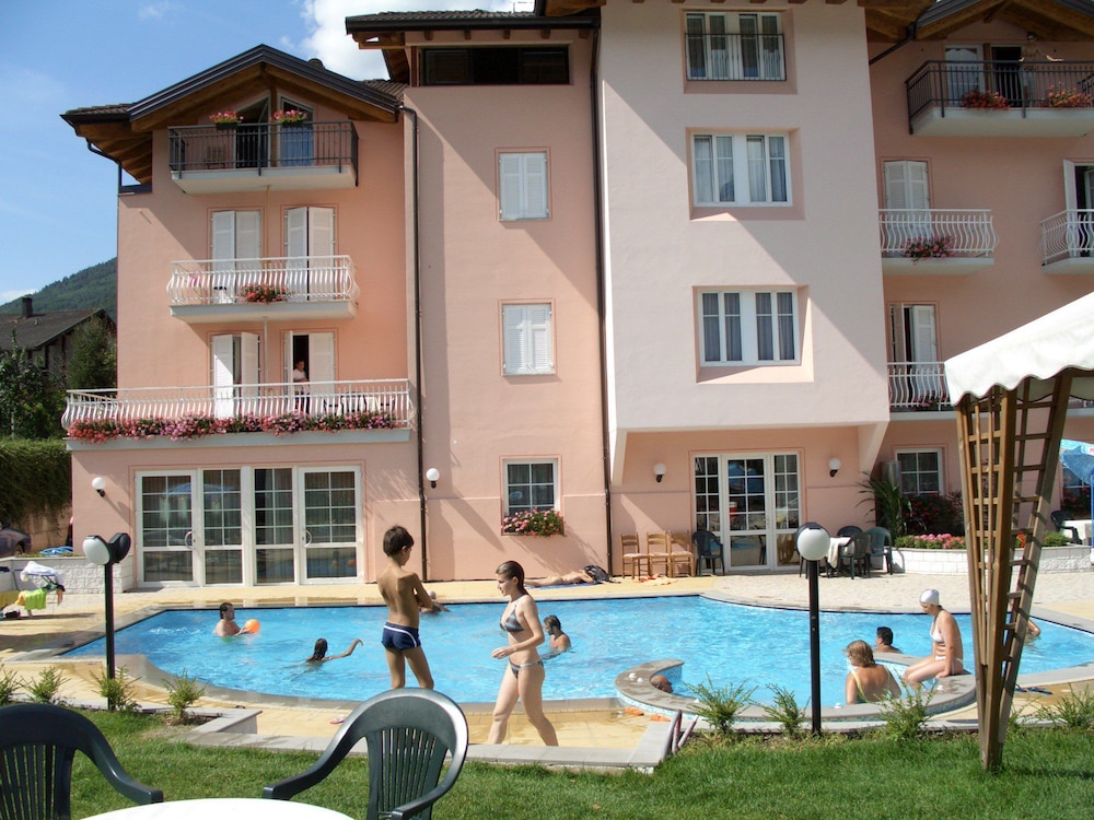 Hotel Bellaria 4/40