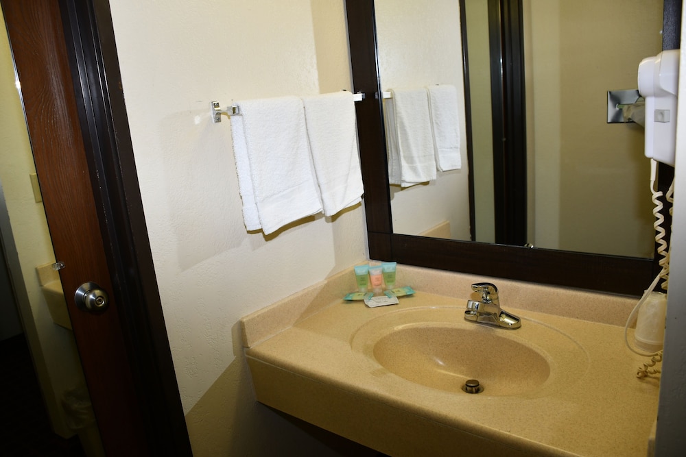 Stillwater Inn Suites 23/50