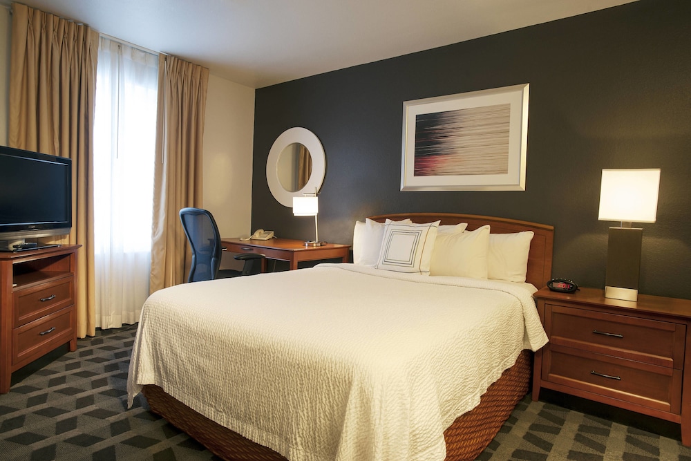Towneplace Suites Marriott Dulles Airport 9/39