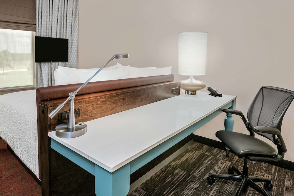 Hilton Garden Inn San Marcos 51/67