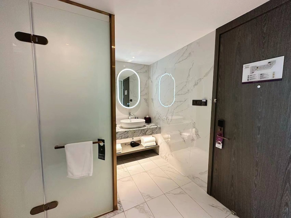 Mercure Shanghai Necc 43/46