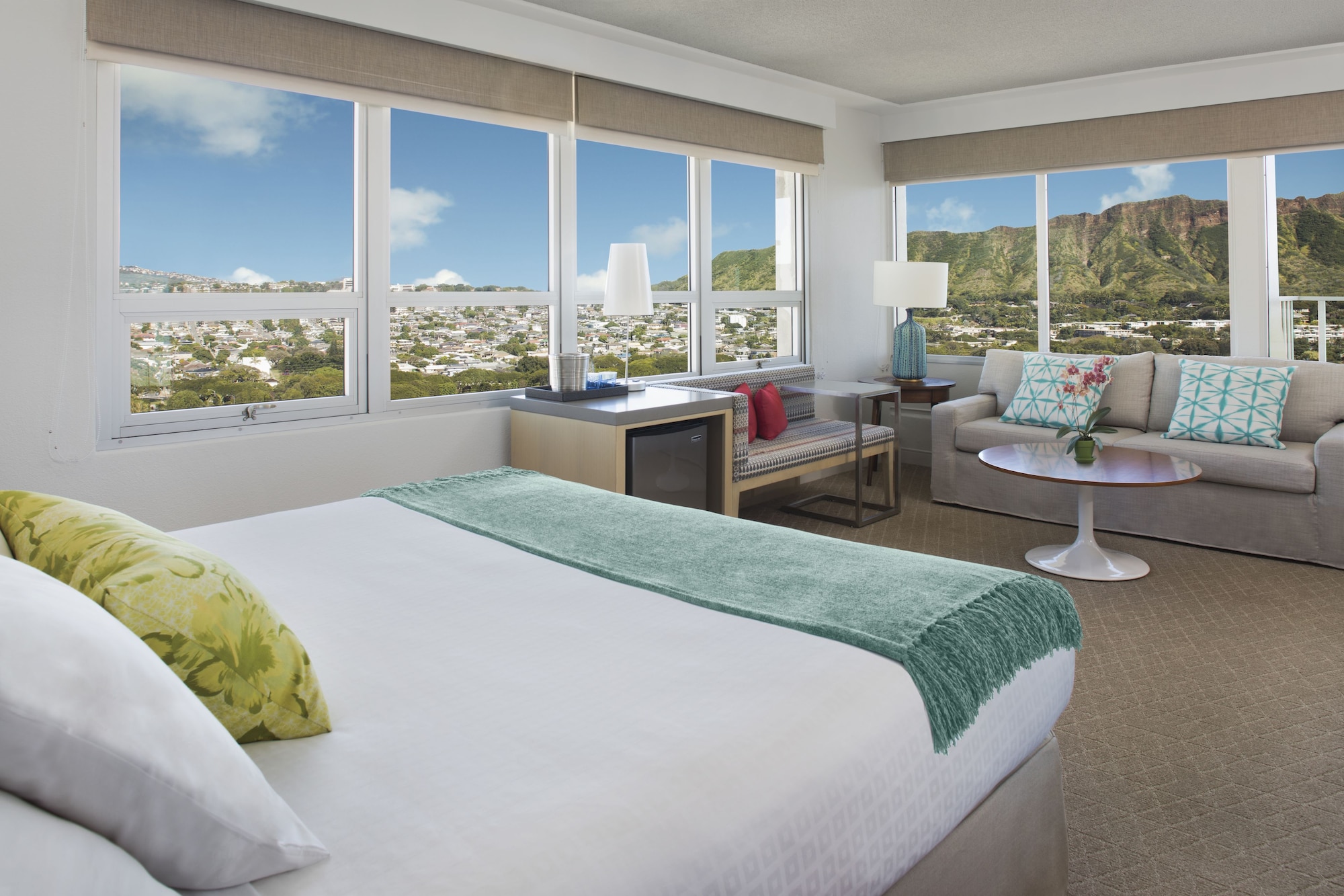 DIAMOND HEAD, KING BED, WITH VIEW, BALCONY