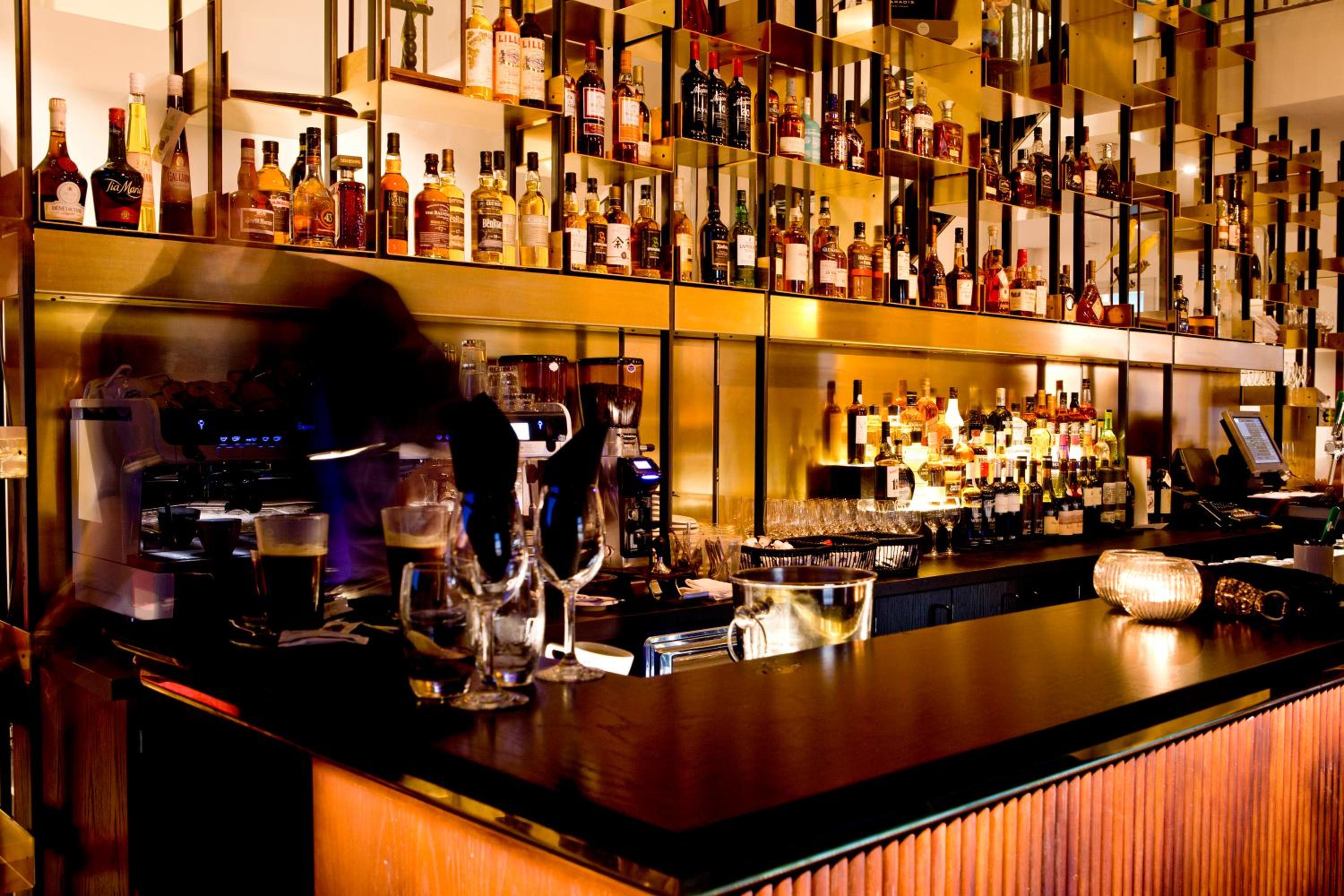 Vesper Hotel 15/50
