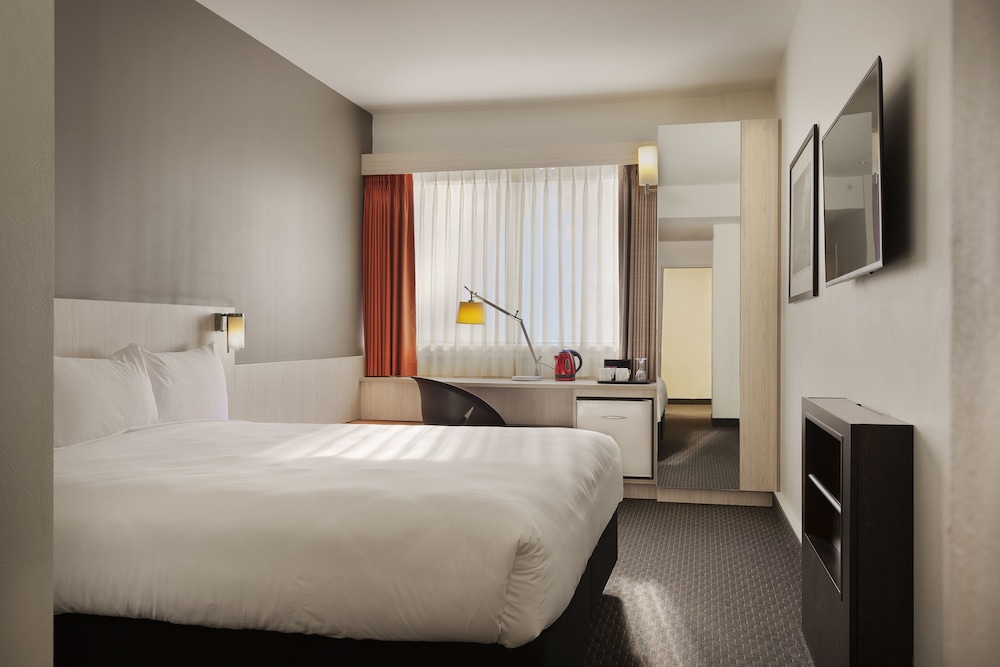 IBIS WELLINGTON 10/68