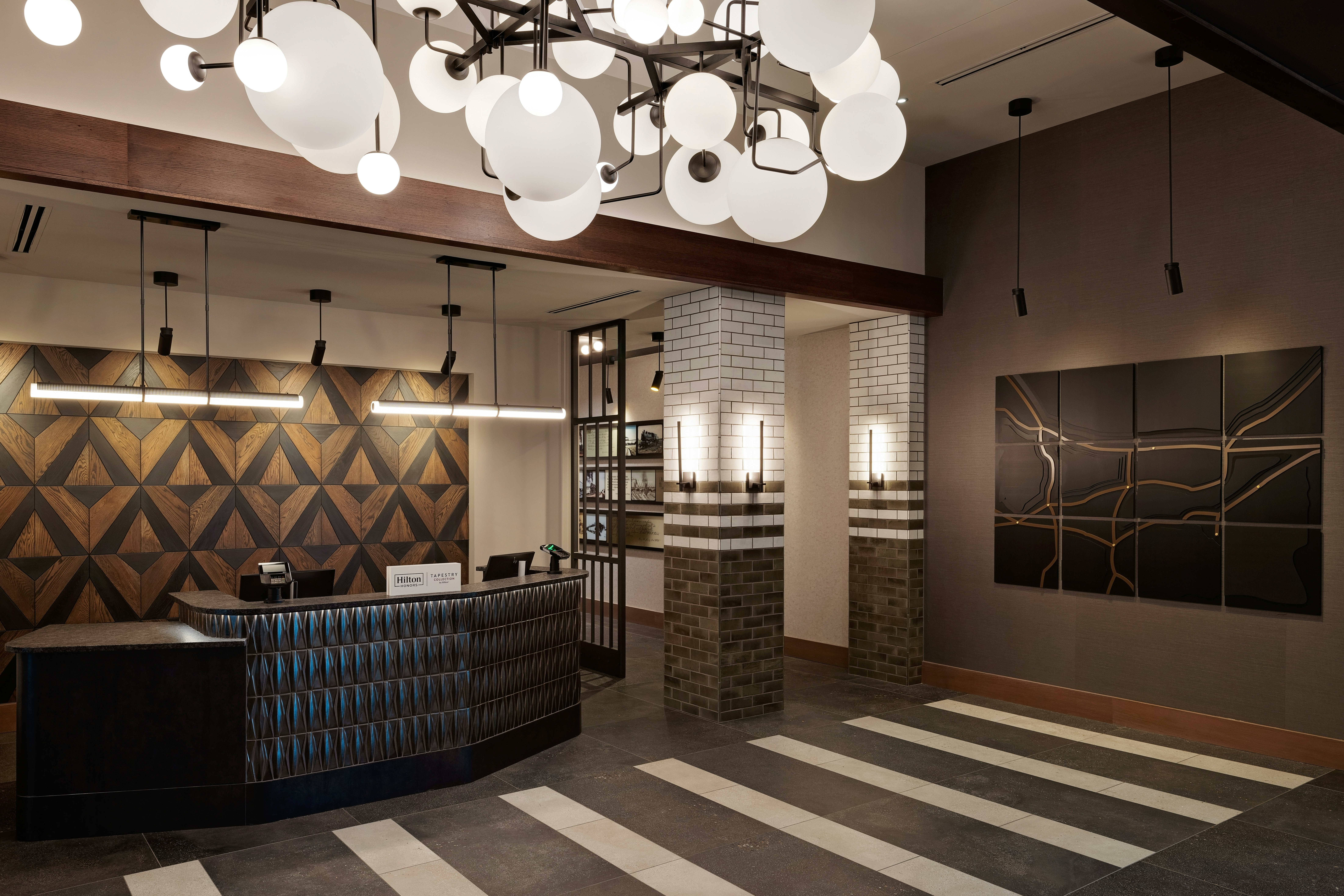Hotel Nickel Plate Fishers, Tapestry Collection by Hilton 13/41