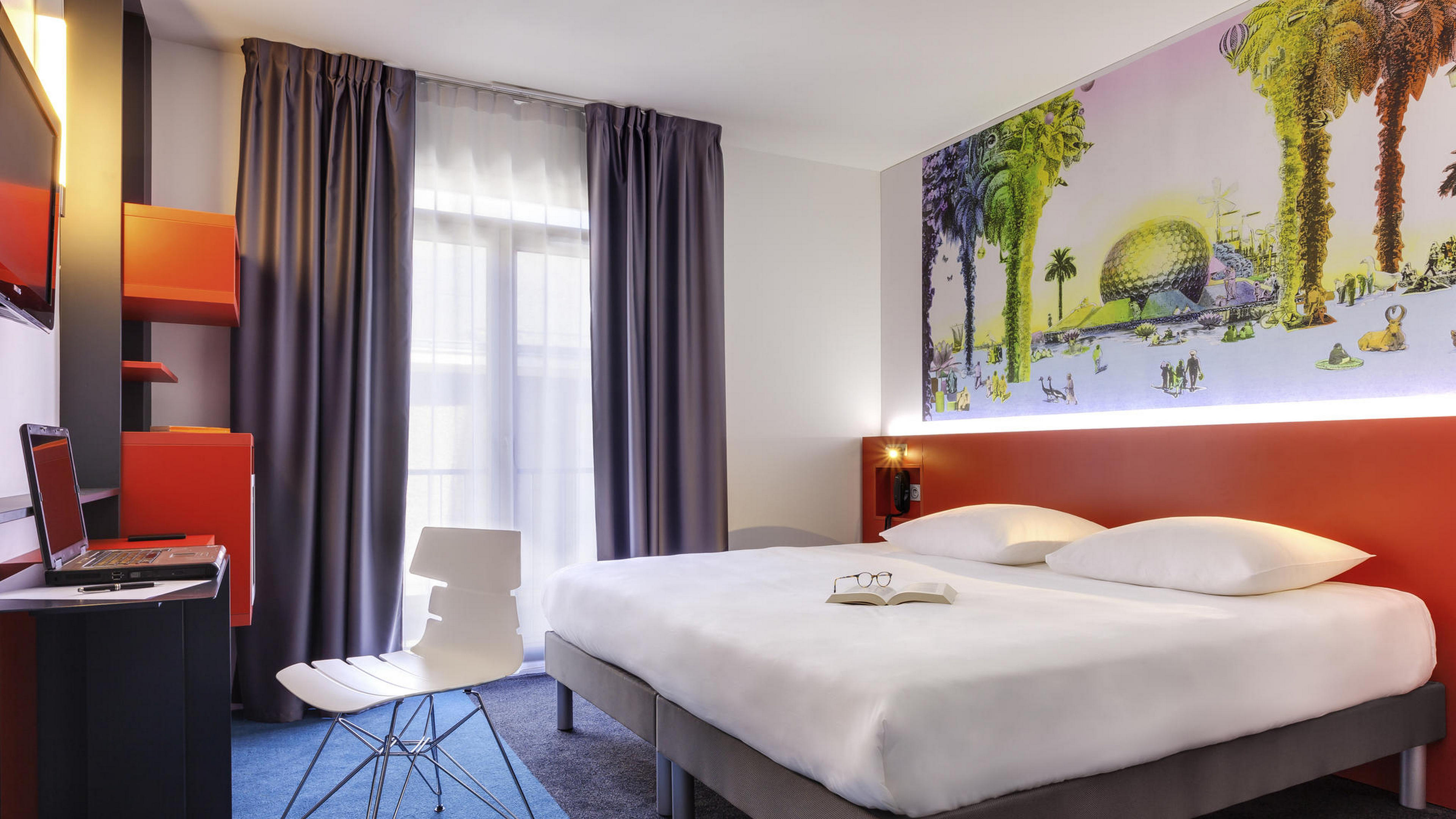 Room, Double Bed