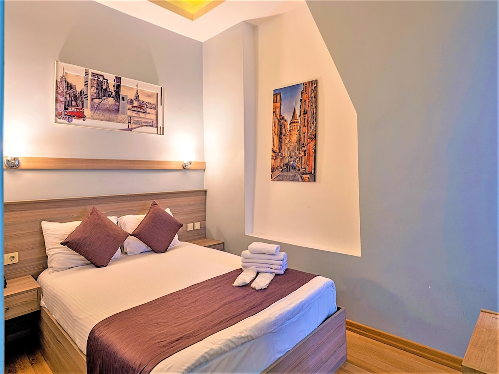 RAGIP PASHA APARTMENTS 21/73