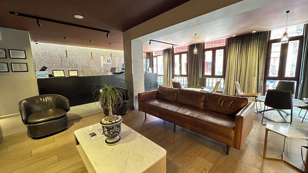 The Ritz Ex Tulip Inn 22/43