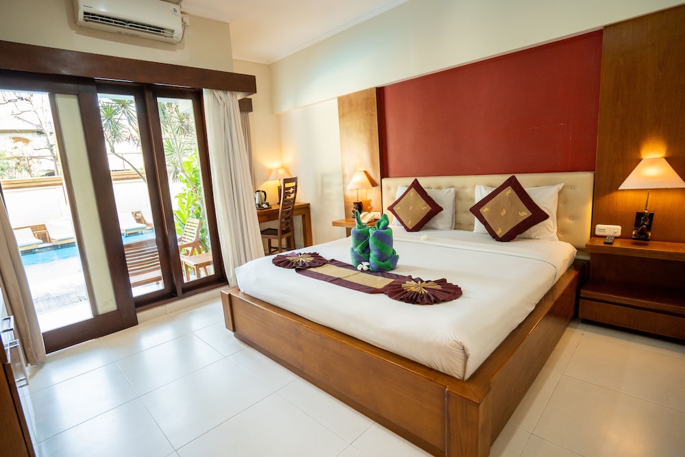 Deluxe, Double Bed, Pool Access